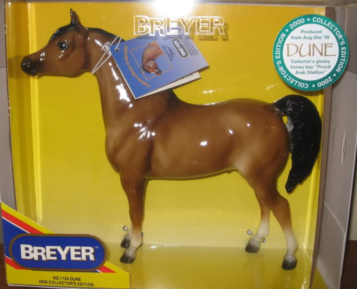 Breyer #1104 Dune Glossy Bay Proud Arabian Stallion PAS SR Fall Collectors Edition 2000