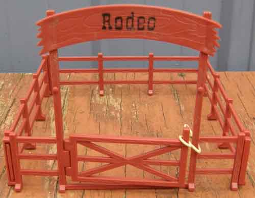 Plastic Rodeo Corral Fence Pen with Gate Breyer Stablemate Horse Fencing Model Horse Tack Props Cake Topper