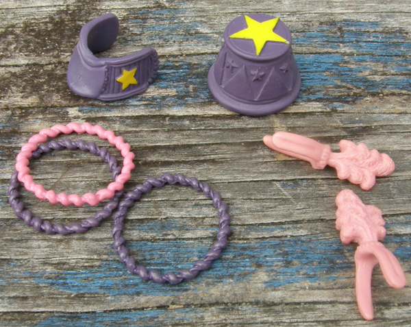 Breyer #5307 Stablemate Circus Play Set Decorative Saddle Plume Circus Hoops Barrel Stand SM Circus Set