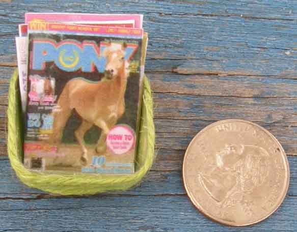 Breyer Model Horse Tack Props Dollhouse Miniatures Model Horse Basket of Horse Magazines