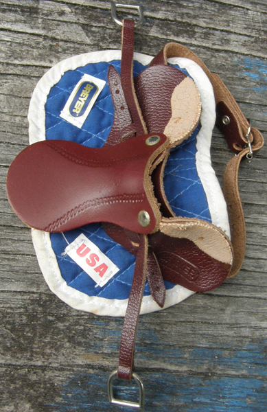 Breyer #701196 First Competitor English Saddle Set LE