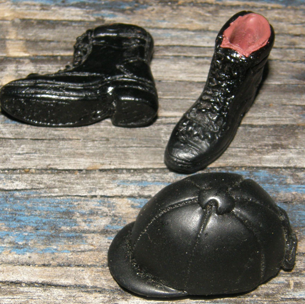 Model Horse Tack Props American Girl AG Minis Illuma Room Paddock Boots English Helmet Horse Stable Accessories