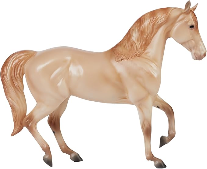 Breyer B-FS-10611 Champagne Quarter Horse Cross Mariah