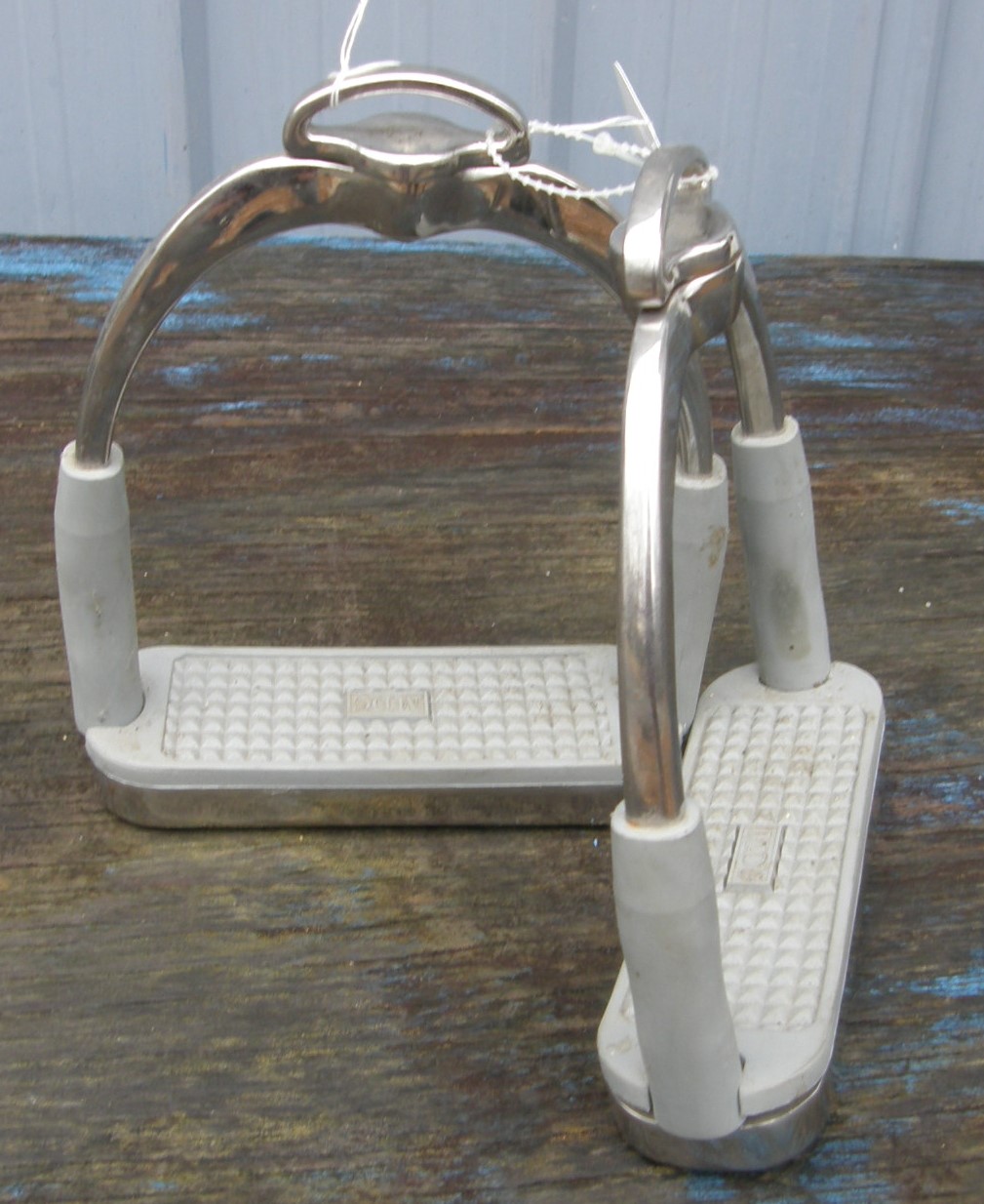 MDC Ultimate Stirrups Flex English Stirrups Adjustable Top Double Jointed Irons 5"