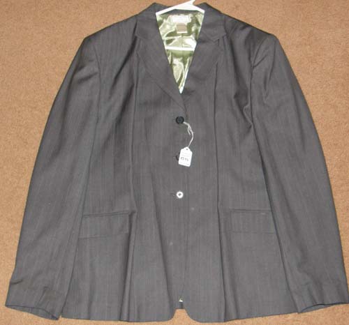 The Wellington Collection English Jacket Show Coat Hunt Coat English Riding Jacket Ladies 16R Grey Pinstripe
