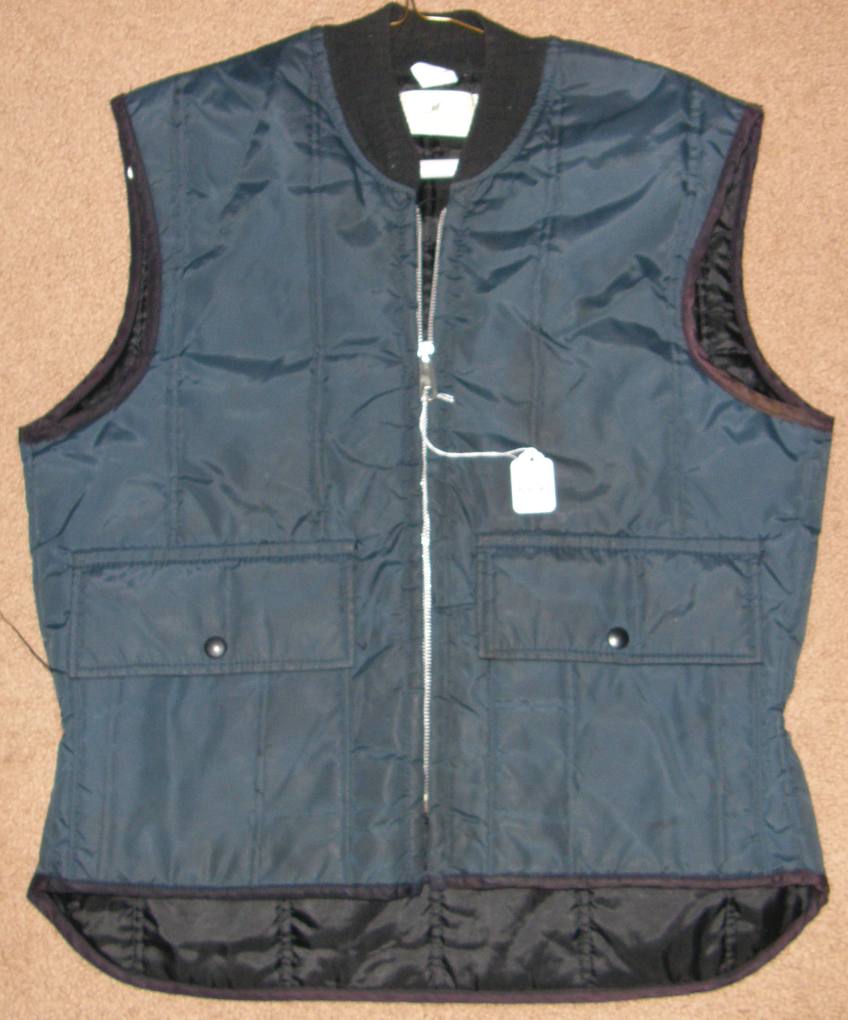 Woolfield Quilted Nylon Vest Outerwear Navy Blue Adult L