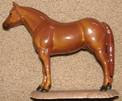 Vintage Loza Electrica Hagen Renaker Chestnut Quarter Horse On Base Standing QH Horse Figurine #075