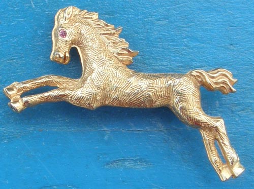 Vintage? Costume Jewelry Gold Tone Leaping Horse Pin Running Horse Brooch