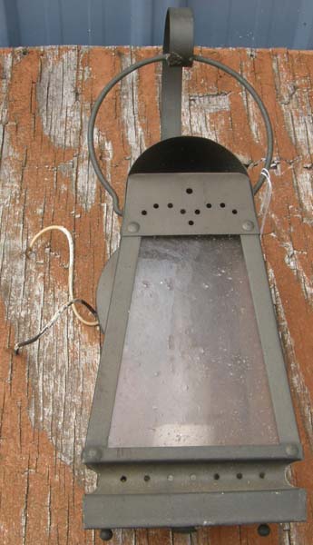 Vintage Look Electric Carriage Lamp Wall Mount Carriage House Light Fixture Outdoor Lighting