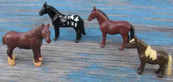 Vintage? Ertl? Miniature Horses Mini Horse Figurines Plastic Toy Cake Toppers