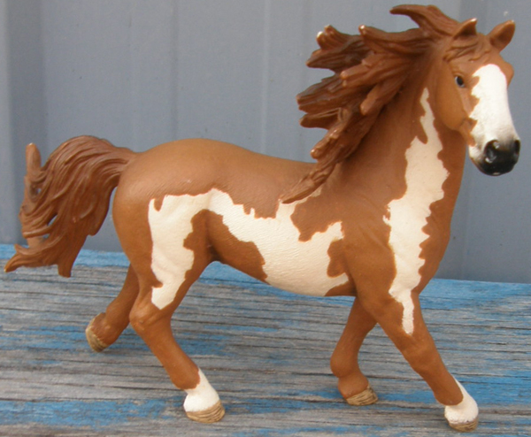 Schleich Pinto Stallion Chestnut Pinto Horse Figurine #13794