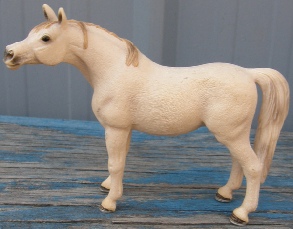 Schleich Arabian Mare White Grey Arab Horse Figurine #13630