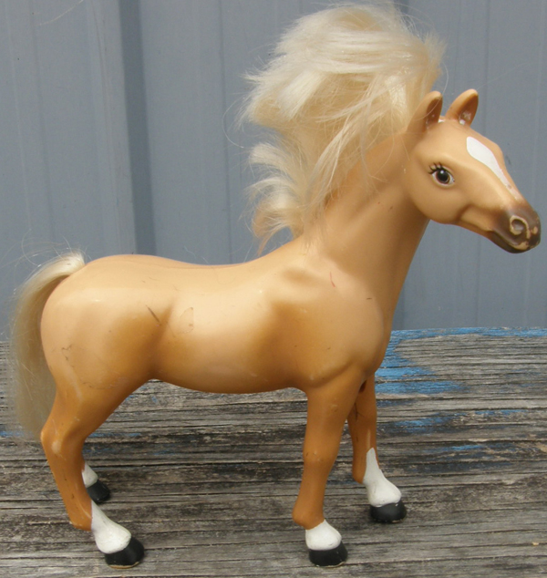 Vintage Playskool Palomino Horse Brushable Mane Tail 7"