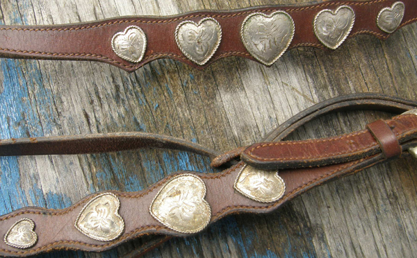 Scalloped Western Headstall Silver Heart Conchos Trim Browband Western Bridle Reins Western Breastcollar Western Breast Collar Silver Heart Concho Trim