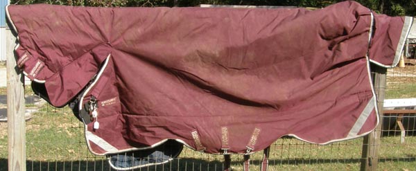 81" OF Horsewear Rambo Rug Plus All In One Turnout Blanket Horse Heavy Winter Blanket Rambo Wug with Attached Neck Cover Burgundy/Grey 400g