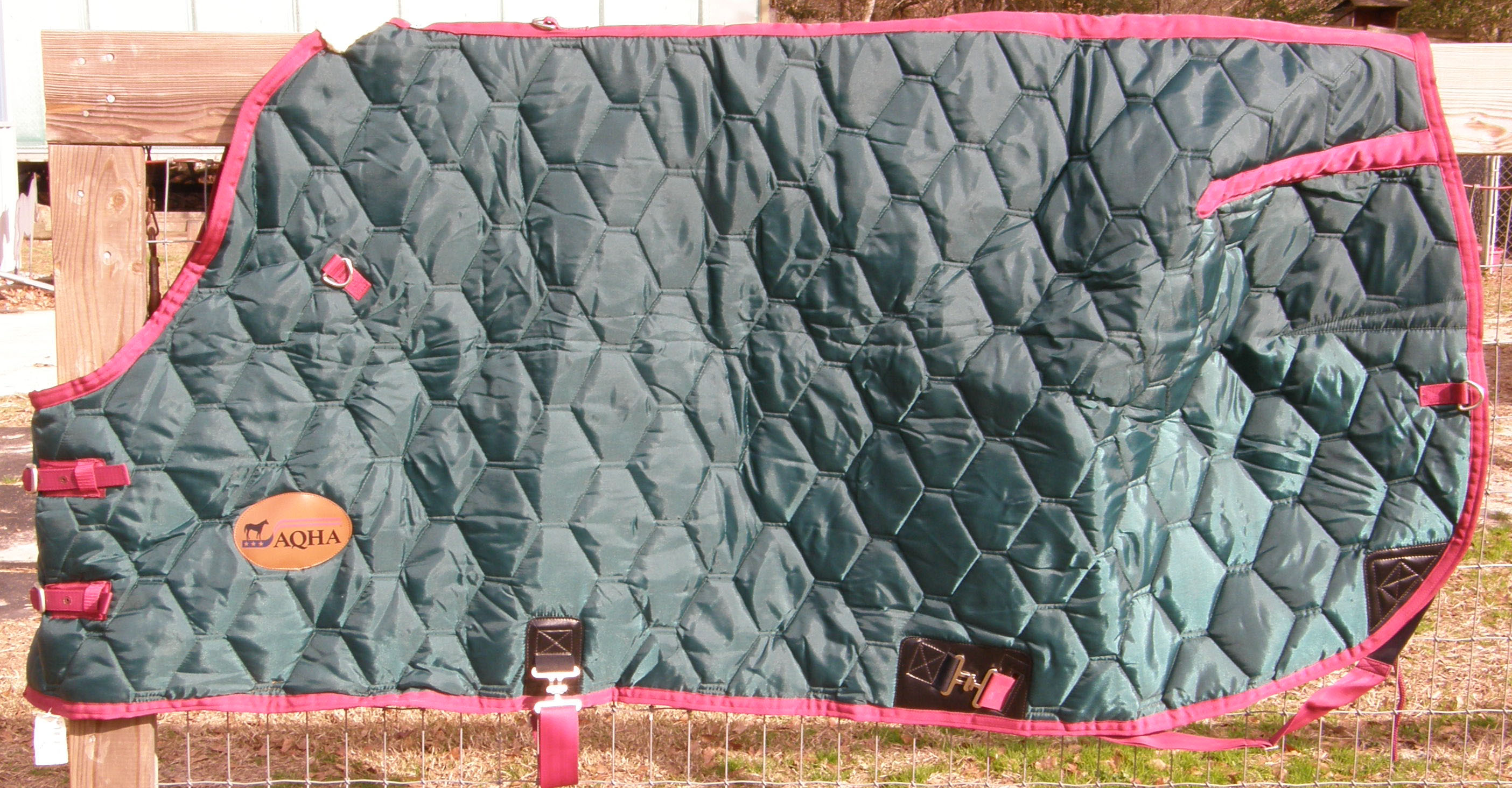 82” OF WeatherBeeta AQHA QH Cut Quilted Stable Blanket Cutback Withers Turnout Blanket Horse Winter Blanket Green