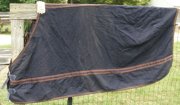 68”? OF Millers MacIntosh Wool Dress Sheet Stable Sheet Horse Cooler Navy Blue