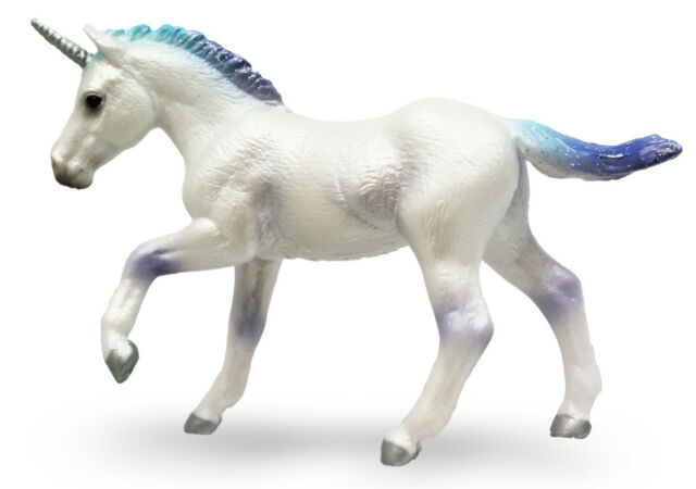 #88869 Breyer CollectA Rainbow Unicorn Foal Walking