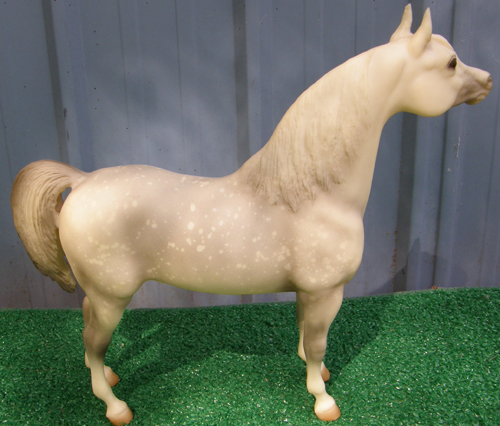 Breyer #839 Proud Arabian Stallion Light Dapple Grey PAS