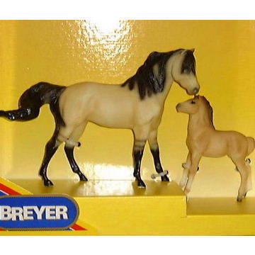 Breyer #4810 The Dawning Mesteno & Mother Mustang Set Buckskin Dun