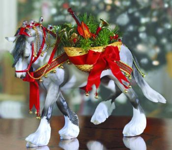 Breyer #700107 Wintersong Christmas Horse Holiday Horse 2007 Shaded Grey Othello