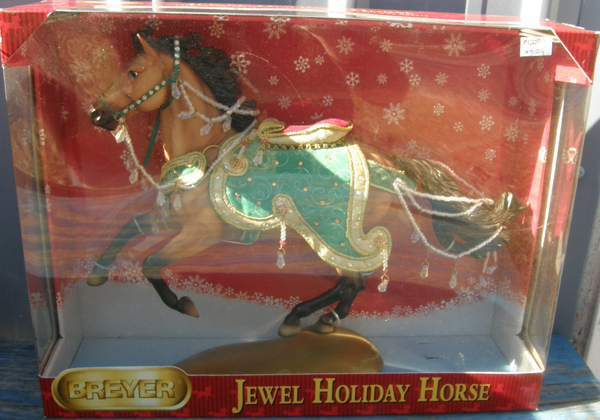 Breyer #700110 Jewel 2010 Holiday Horse Christmas Horse Buckskin Show Jumping Warmblood