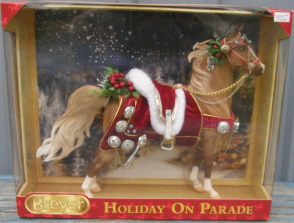 Breyer #700116 Holiday On Parade Palomino Saddlebred Parade Horse Christmas Horse Holiday Horse 2013