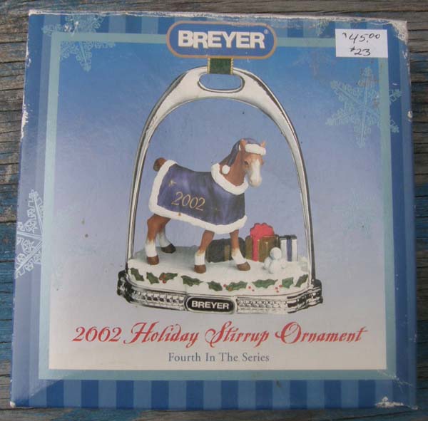 Breyer #700602 Sugarplum & Peppermint Holiday Horse Stirrup Ornament Christmas 2002