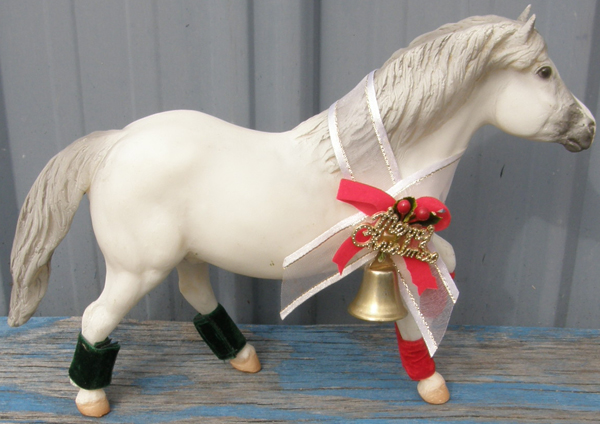 Breyer #702197 Snowball Christmas Pony White Haflinger 1st Holiday Horse Christmas Horse 1997 