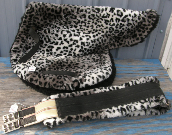 Snow Leopard Print Fleece English Saddle Pad AP Contour Saddle Pad Matching 48" English Girth