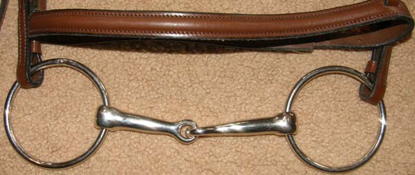 Round Raised Snaffle Bridle English Bridle Laced Reins 5" Loose Ring Snaffle Bit Brown Horse