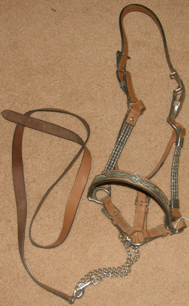 Western Stock Show Halter 3 Row Silver Ferrule Beads & Chain Lead Beaded Silver Show Halter & Lead Chain Lt Oil Horse/L Horse