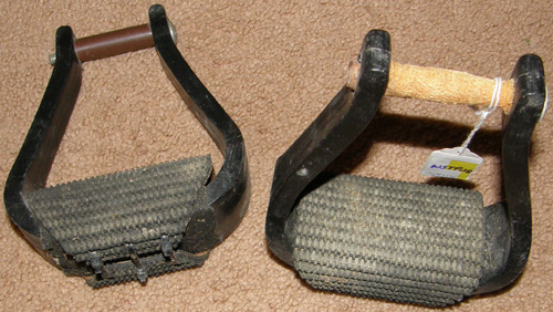 Poly Wide Endurance Stirrups with Gripper Pads Western Stirrup Traction Pads Black